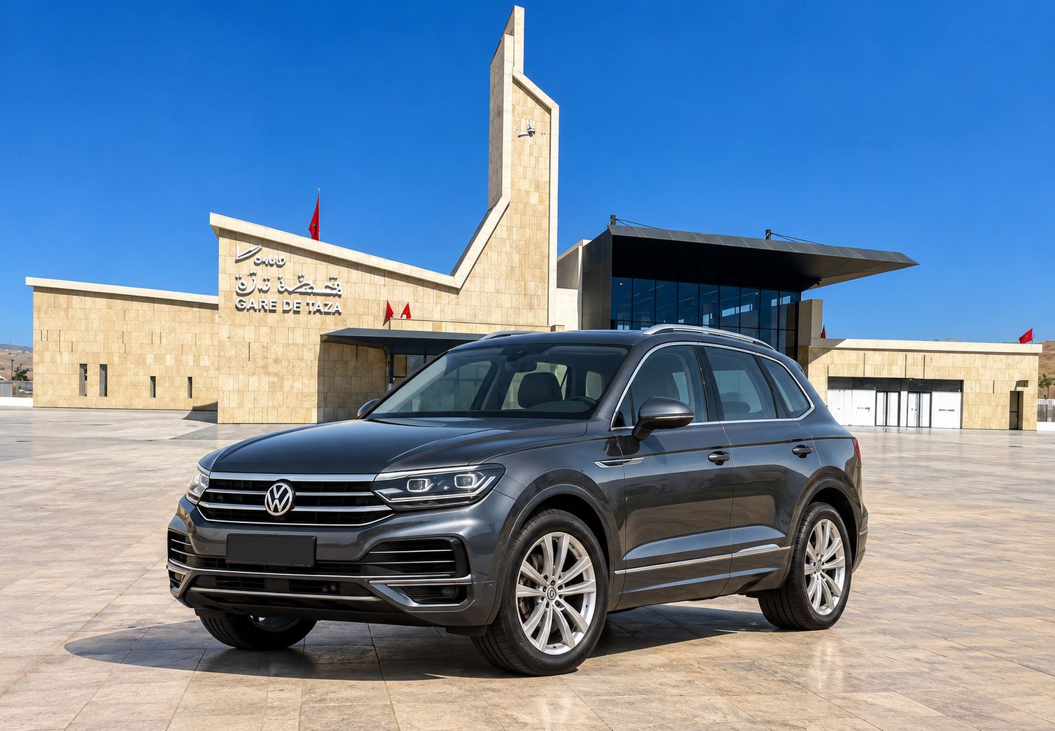 Location Volkswagen Touareg 2 Volkswagen-SUV-at-Taza-Station